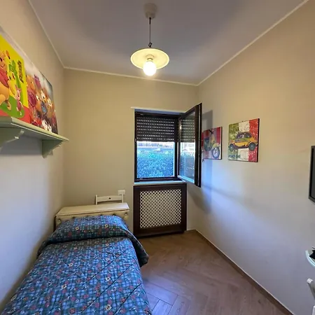 شقة Holidayhouse كاستل دي سانجرو