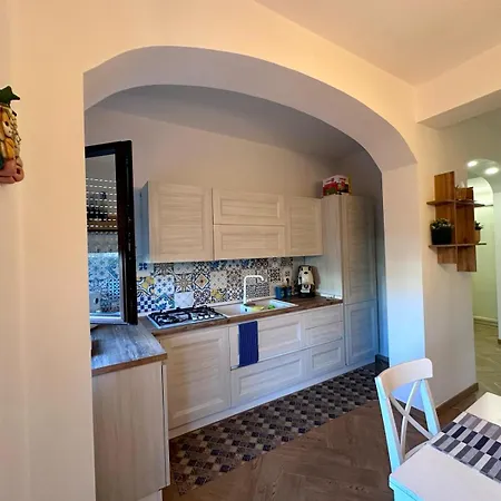 شقة Holidayhouse كاستل دي سانجرو